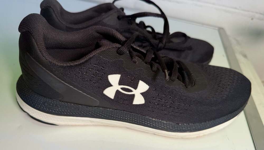 Under Armour Charged Impulse 2 Running Shoes Black/White women 8.5